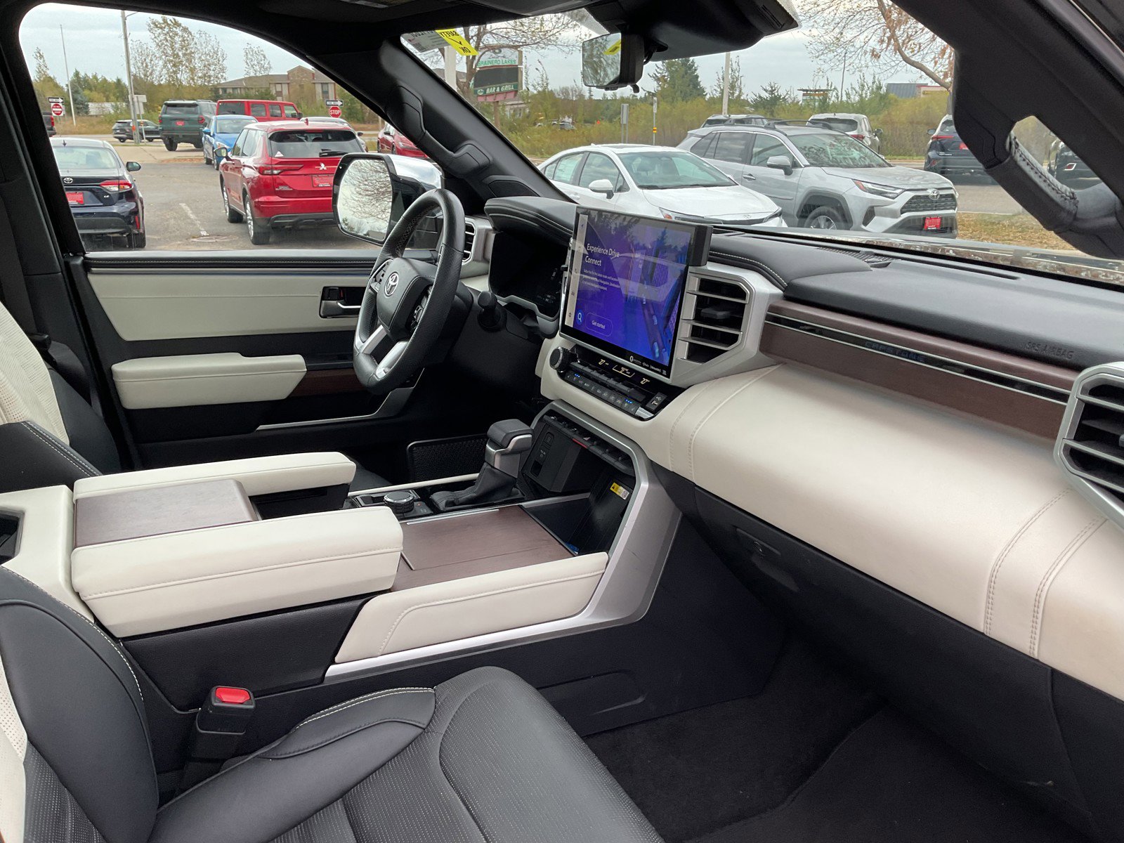 Used 2024 Toyota Sequoia Capstone image 30