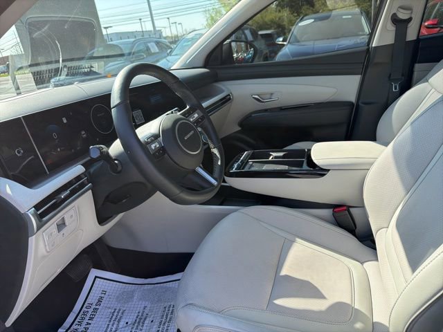 Used 2025 Hyundai Tucson Limited image 15