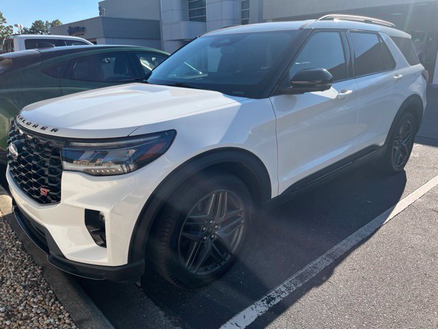Used 2025 Ford Explorer ST