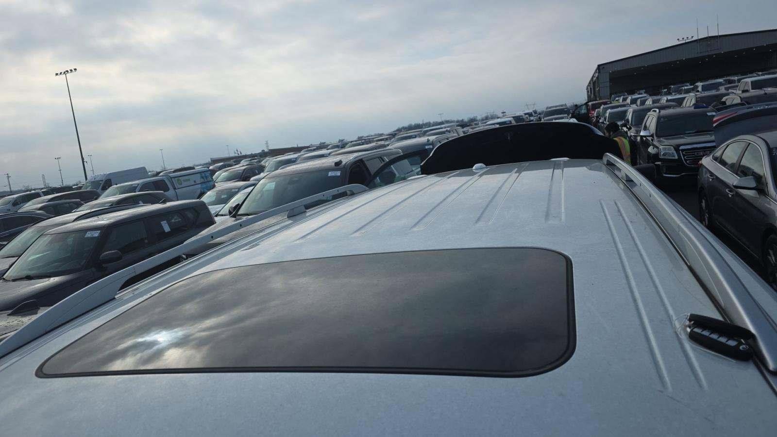 Used 2024 INFINITI QX80 Premium Select w/ Cargo Package image 20