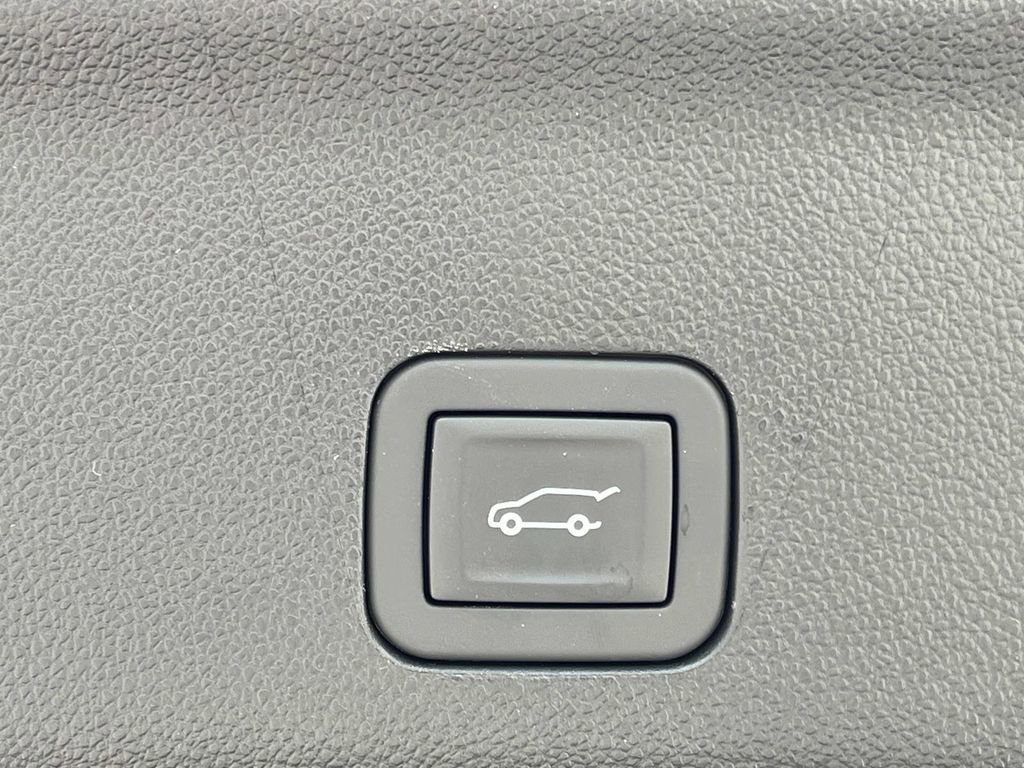 New 2026 Cadillac Escalade Luxury w/ Touring Package image 12