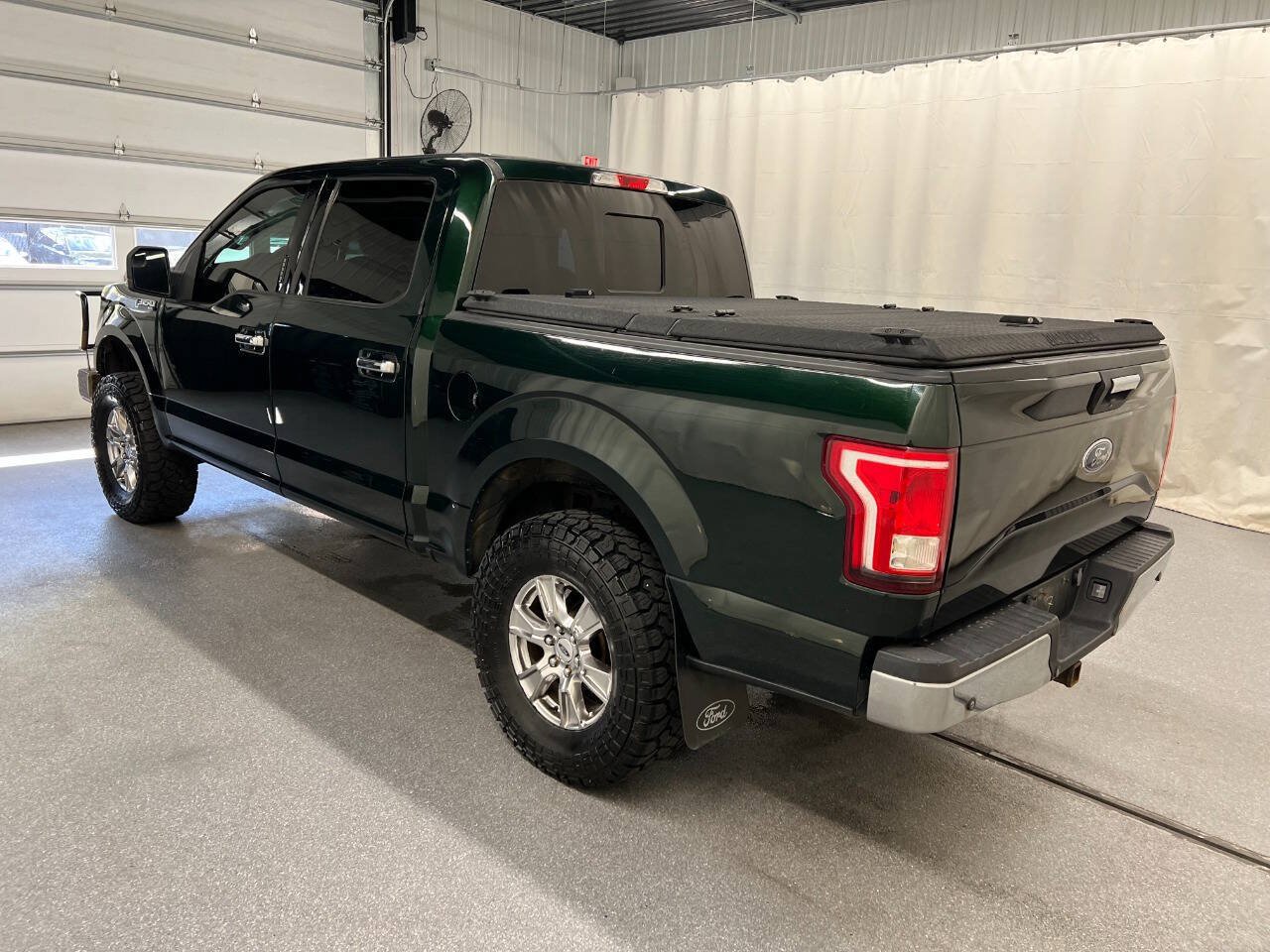 Used 2016 Ford F150 XLT w/ Equipment Group 302A Luxury AWD/4WD image 6