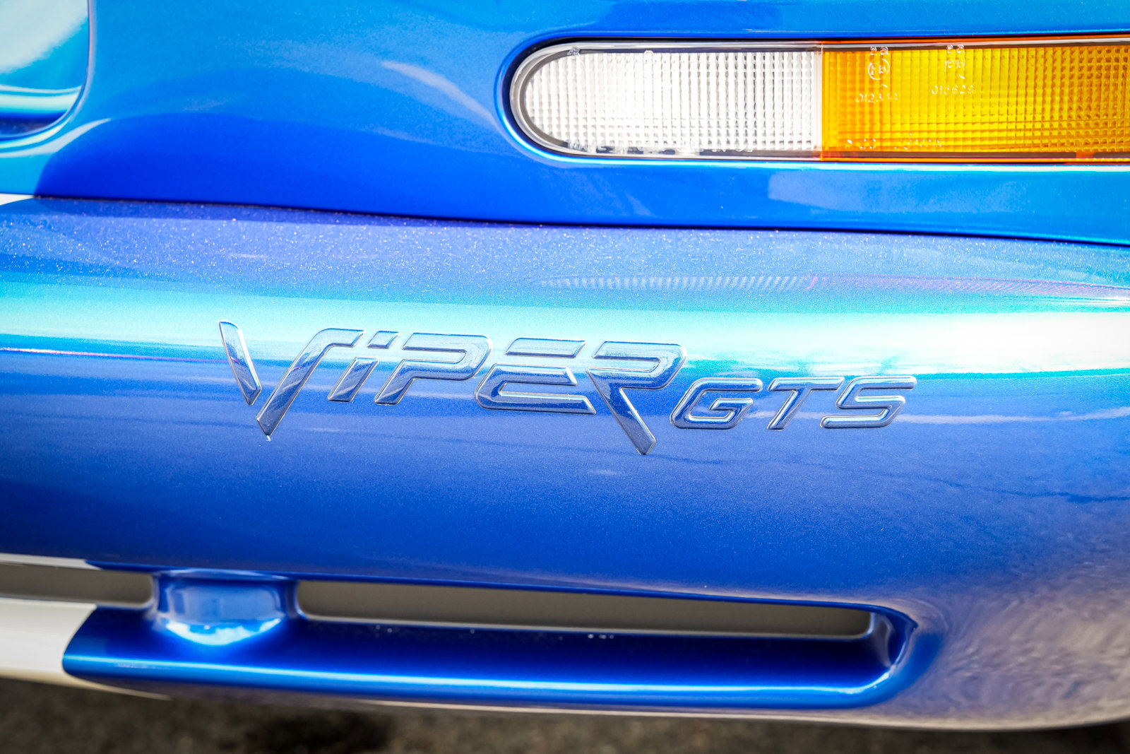 Used 1997 Dodge Viper GTS image 31
