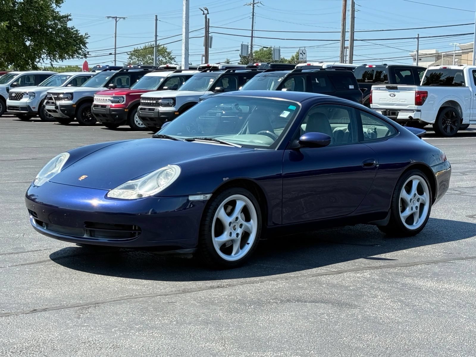 Used 2001 Porsche 911 Carrera RWD image 8