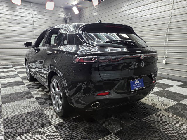 Used 2024 Alfa Romeo Tonale Veloce AWD/4WD image 8