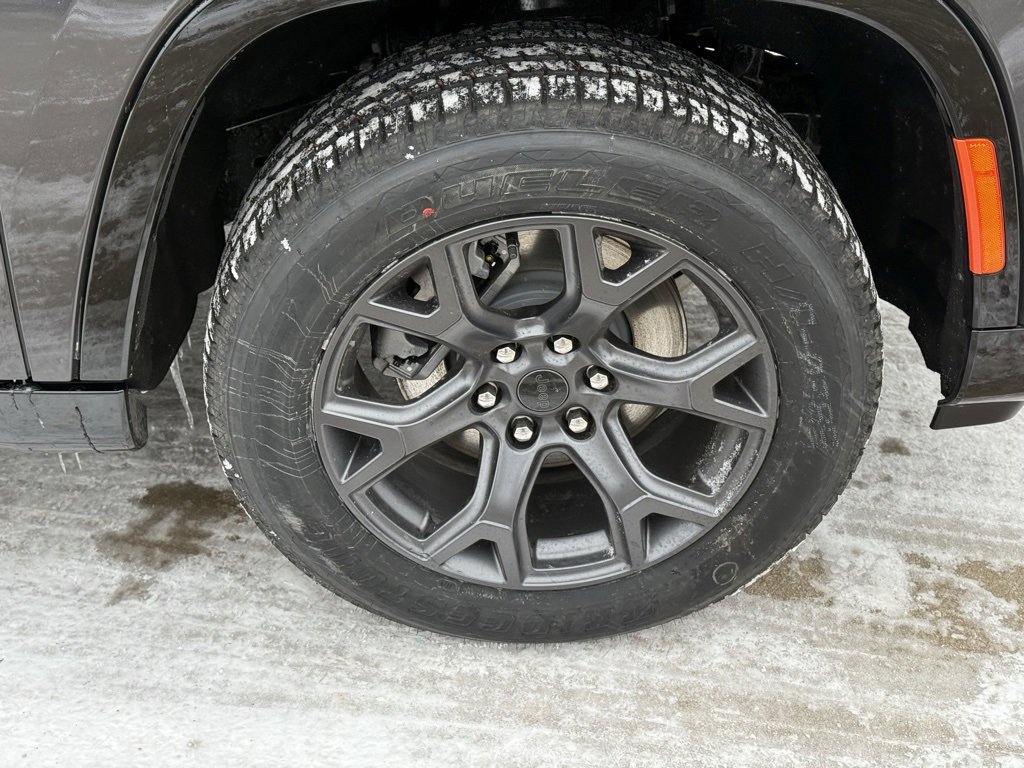 New 2026 Jeep Grand Wagoneer L Limited image 11