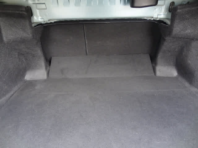 Used 2025 Toyota Camry LE FWD image 8
