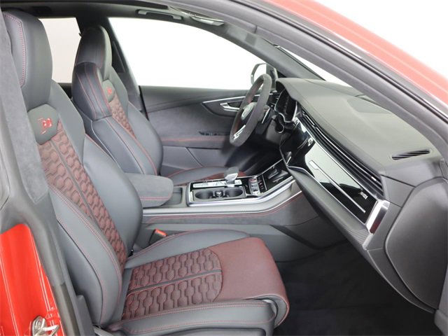 New 2025 Audi RS Q8 performance image 13