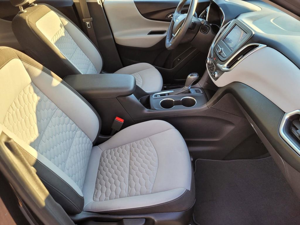Used 2020 Chevrolet Equinox LT image 10