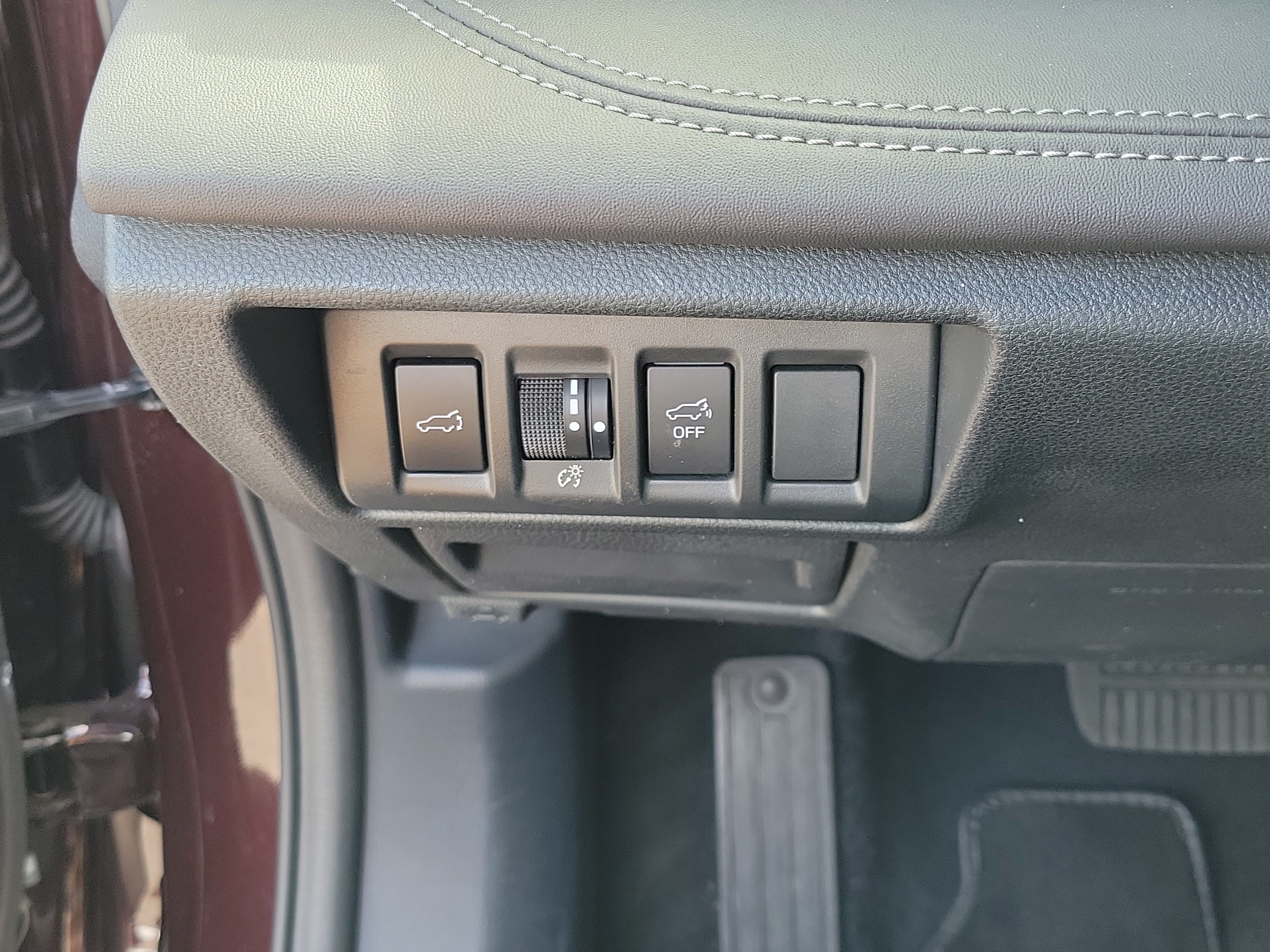 Certified 2024 Subaru Outback Touring AWD/4WD image 27