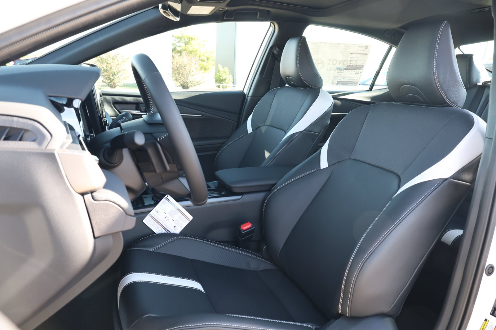 New 2026 Toyota Camry SE w/ Convenience Package FWD image 27