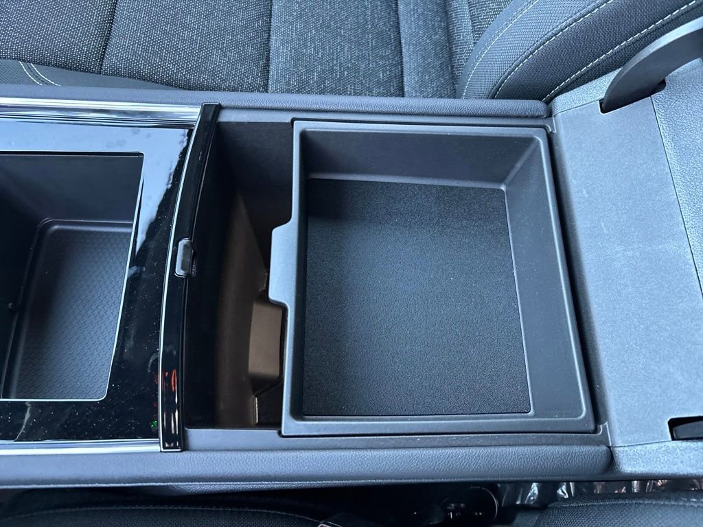 New 2025 Chevrolet Traverse LT w/ Enhanced Driving Package image 26