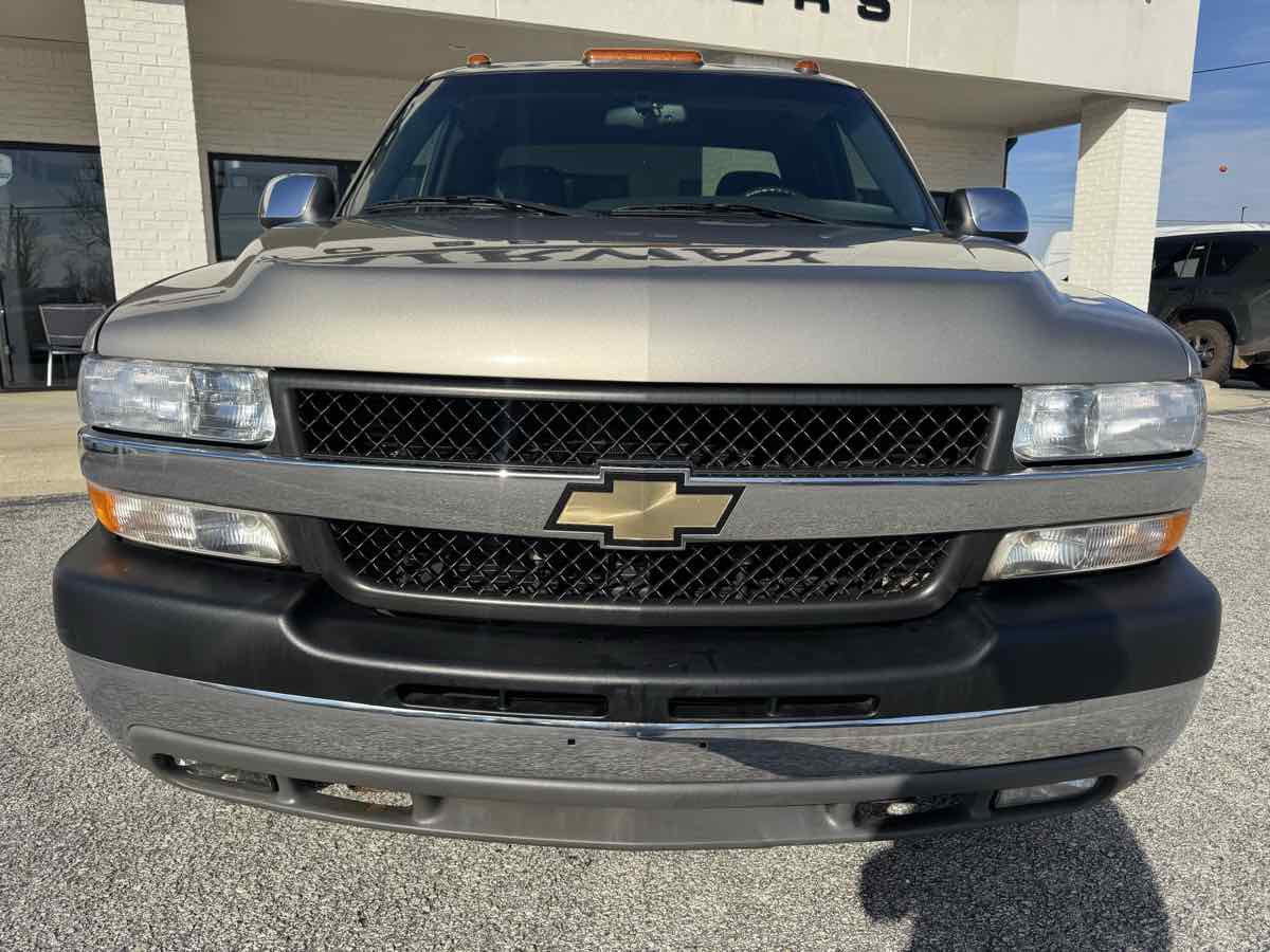 Used 2001 Chevrolet Silverado 3500 LS w/ Off-Road Skid Plate Pkg AWD/4WD image 3