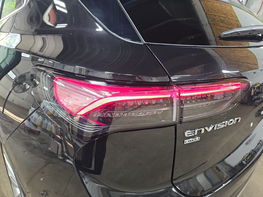 New 2026 Buick Envision Avenir AWD/4WD image 40