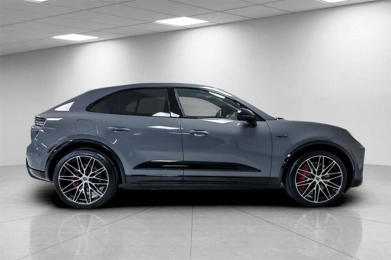 New 2025 Porsche Macan Turbo Electric image 99