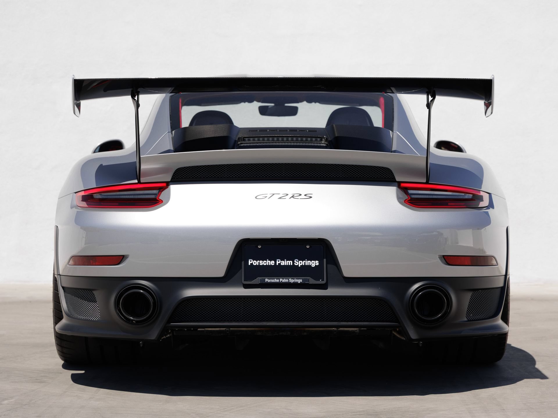 Certified 2018 Porsche 911 GT2 RS RWD image 6