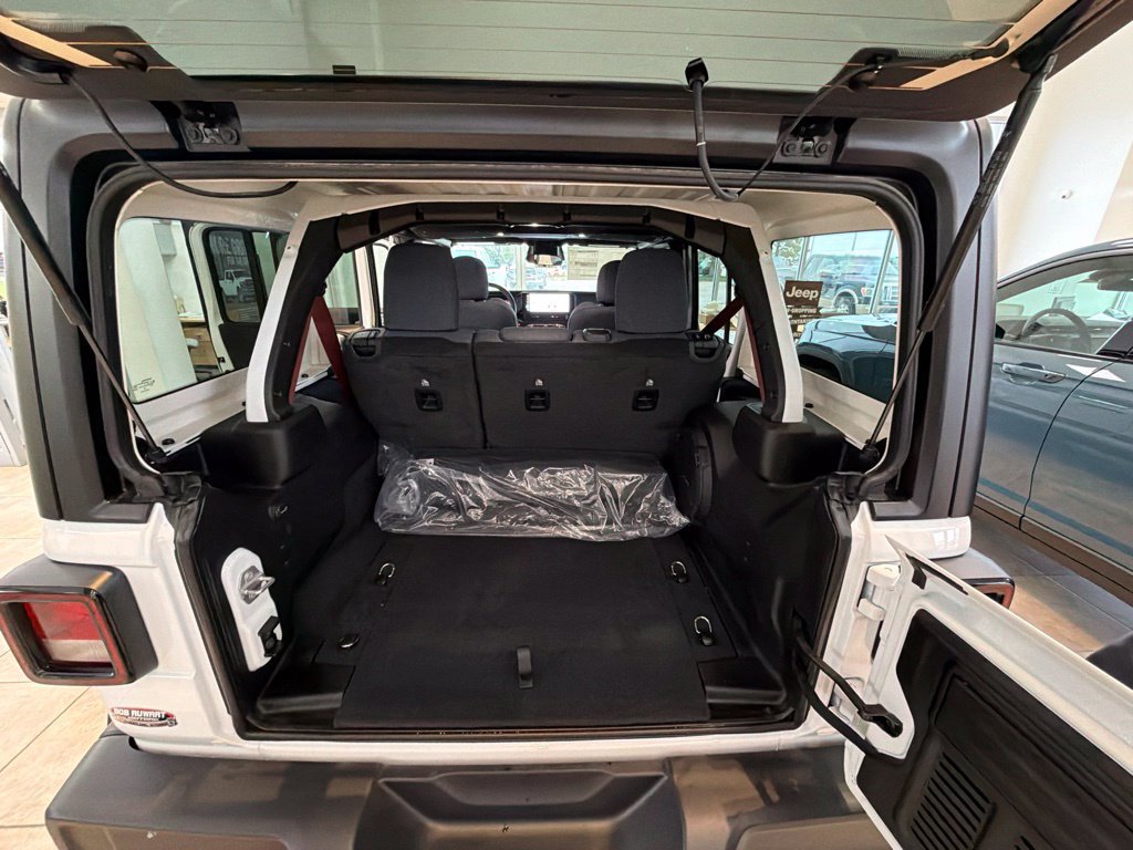 New 2026 Jeep Wrangler Unlimited Sport AWD/4WD image 16