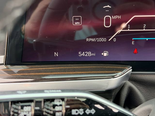 Used 2025 Cadillac Escalade ESV Premium Luxury w/ Touring Package AWD/4WD image 26
