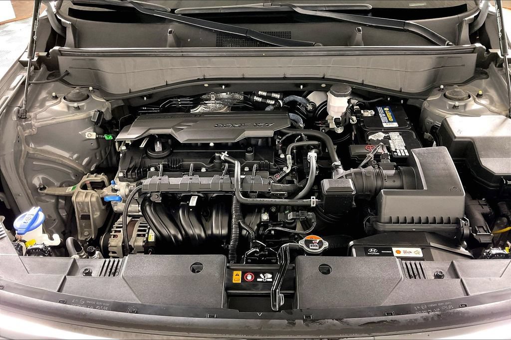 Used 2025 Hyundai Kona SEL FWD image 9
