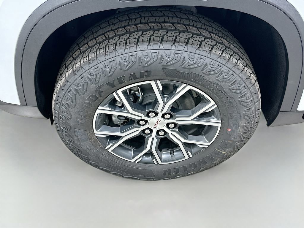 New 2026 GMC Acadia AT4 w/ Luxury Package image 33