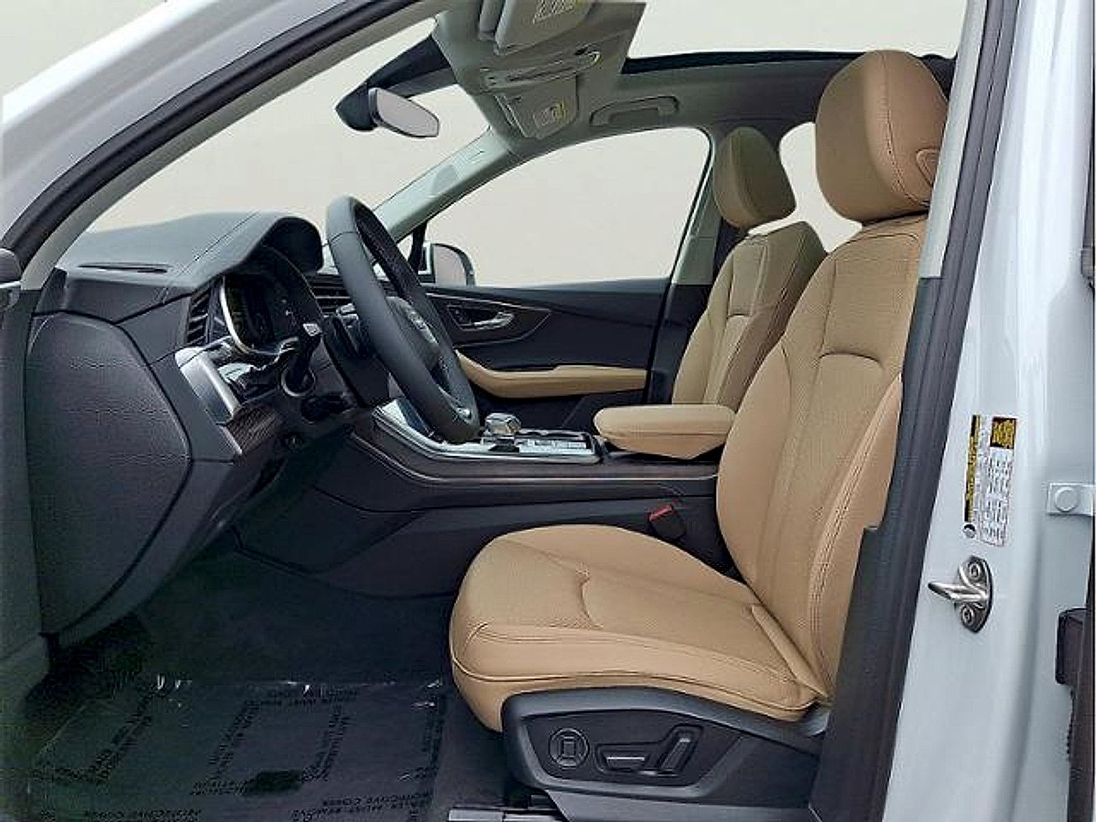 Used 2025 Audi Q7 3.0T Premium Plus AWD/4WD image 12