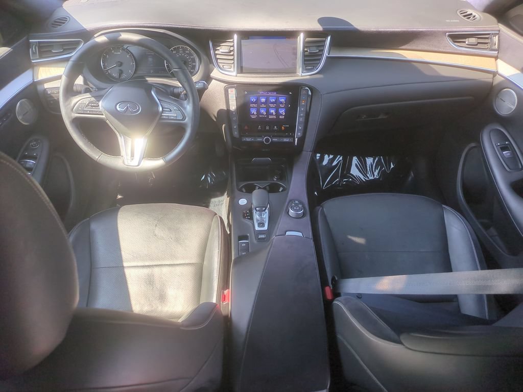 Used 2019 INFINITI QX50 Essential w/ Sensory Package AWD/4WD image 18