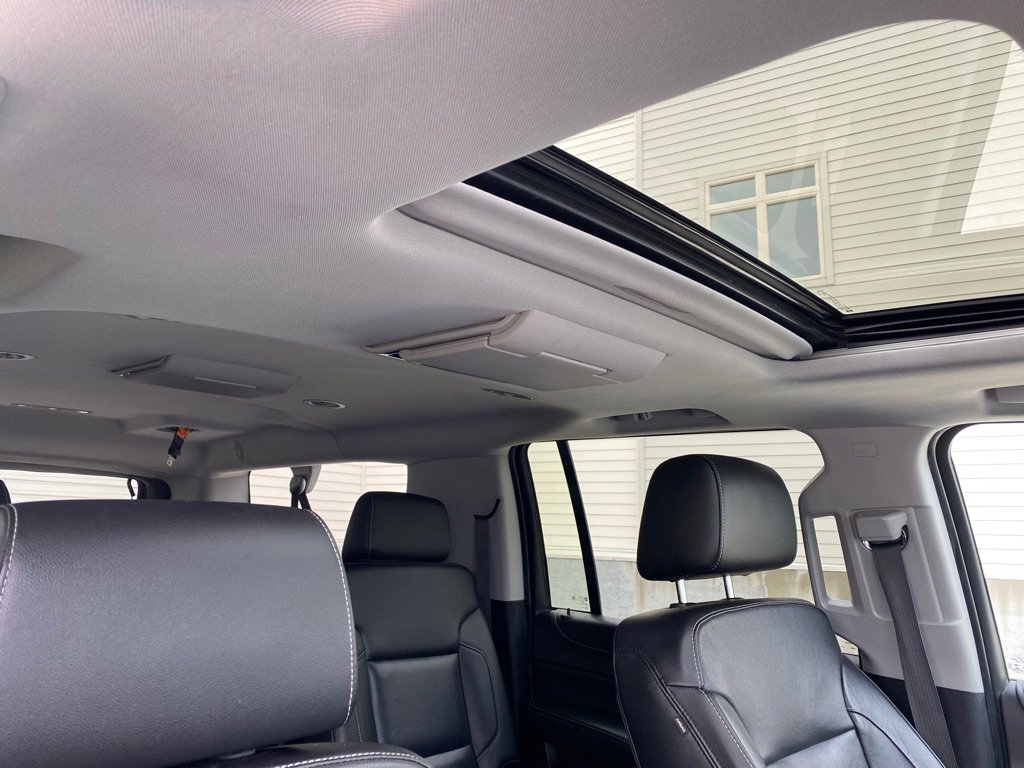Used 2020 Chevrolet Suburban Premier AWD/4WD image 15