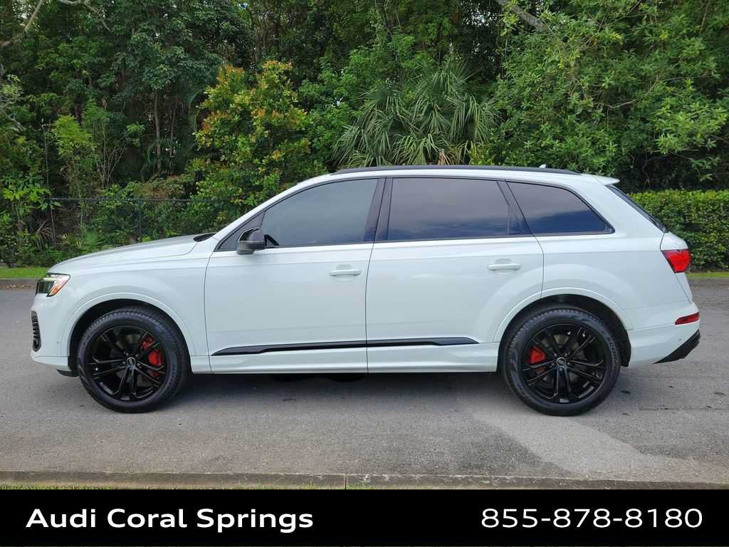 Certified 2025 Audi Q7 2.0T Premium Plus AWD/4WD image 11
