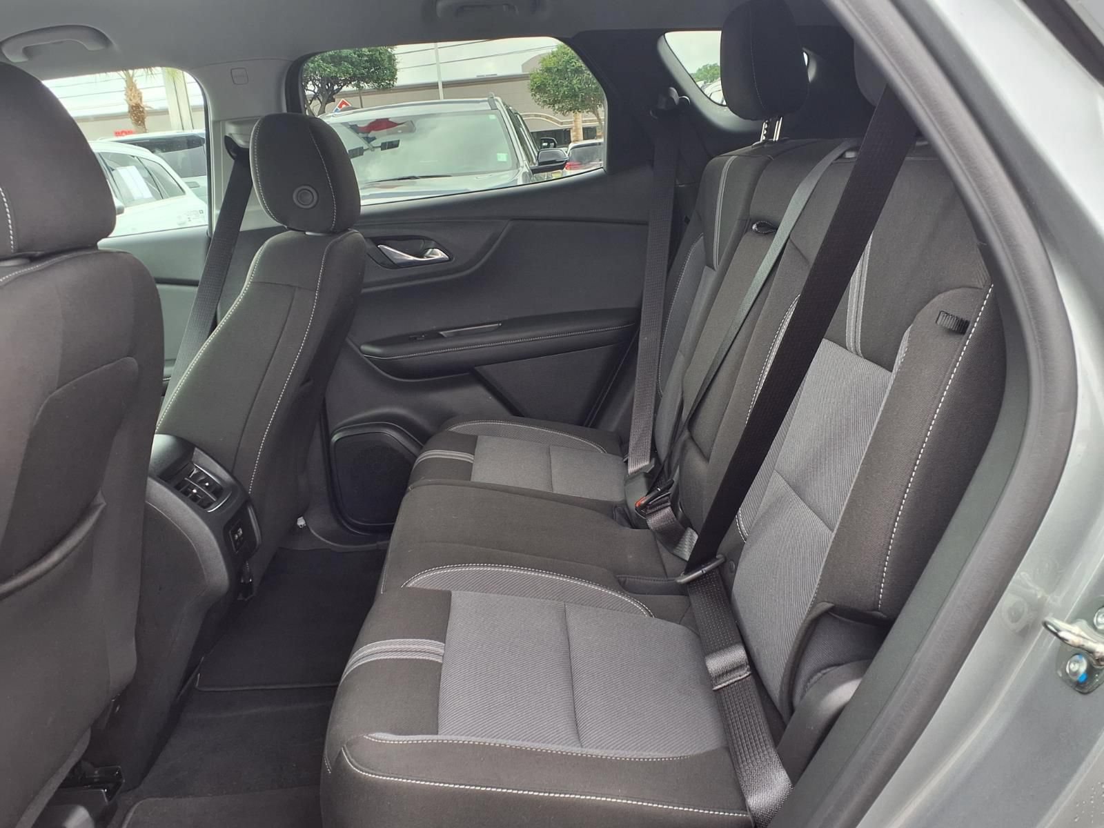 Used 2025 Chevrolet Blazer LT AWD/4WD image 18