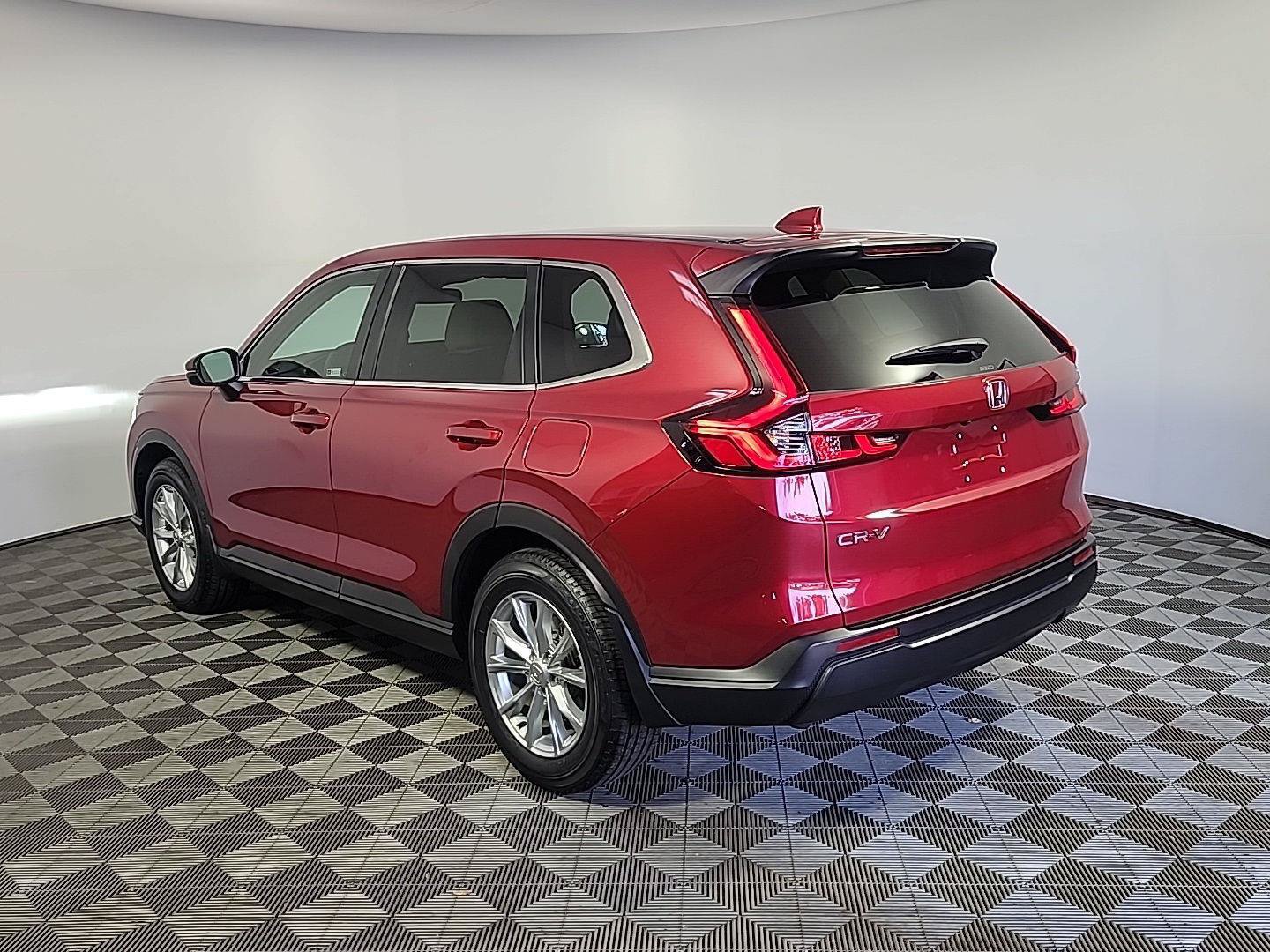 Certified 2025 Honda CR-V EX image 9