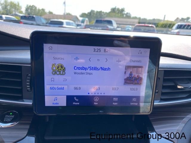 Used 2021 Ford Explorer Limited image 16