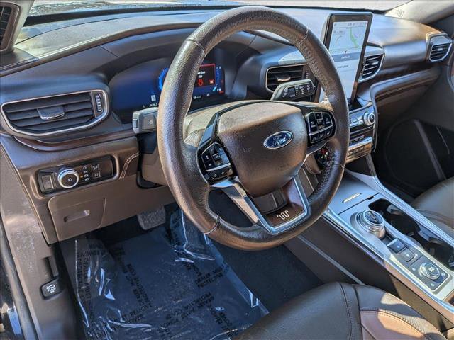 Used 2023 Ford Explorer King Ranch w/ Technology Package image 10