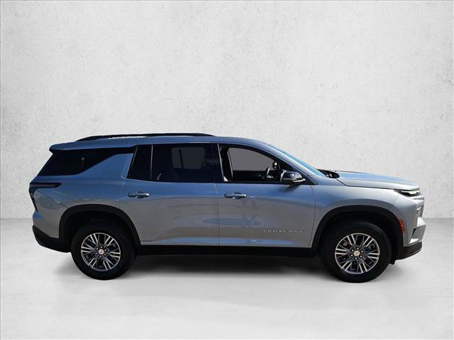 Used 2025 Chevrolet Traverse LT FWD video 4