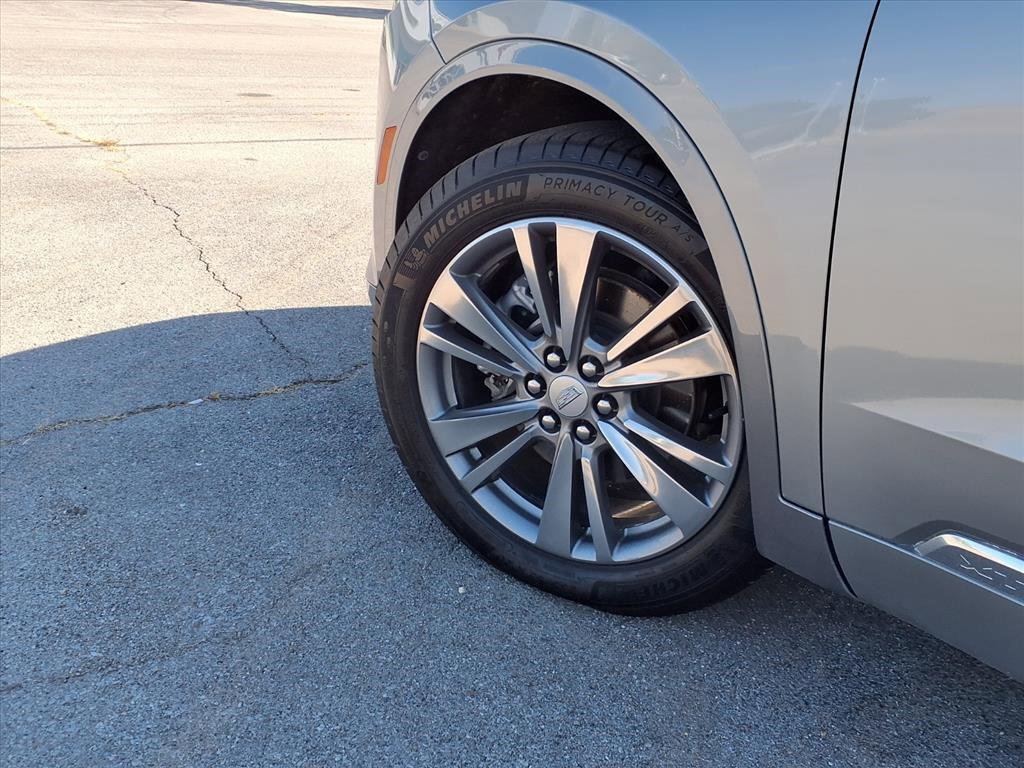 Used 2025 Cadillac XT6 Premium Luxury image 20