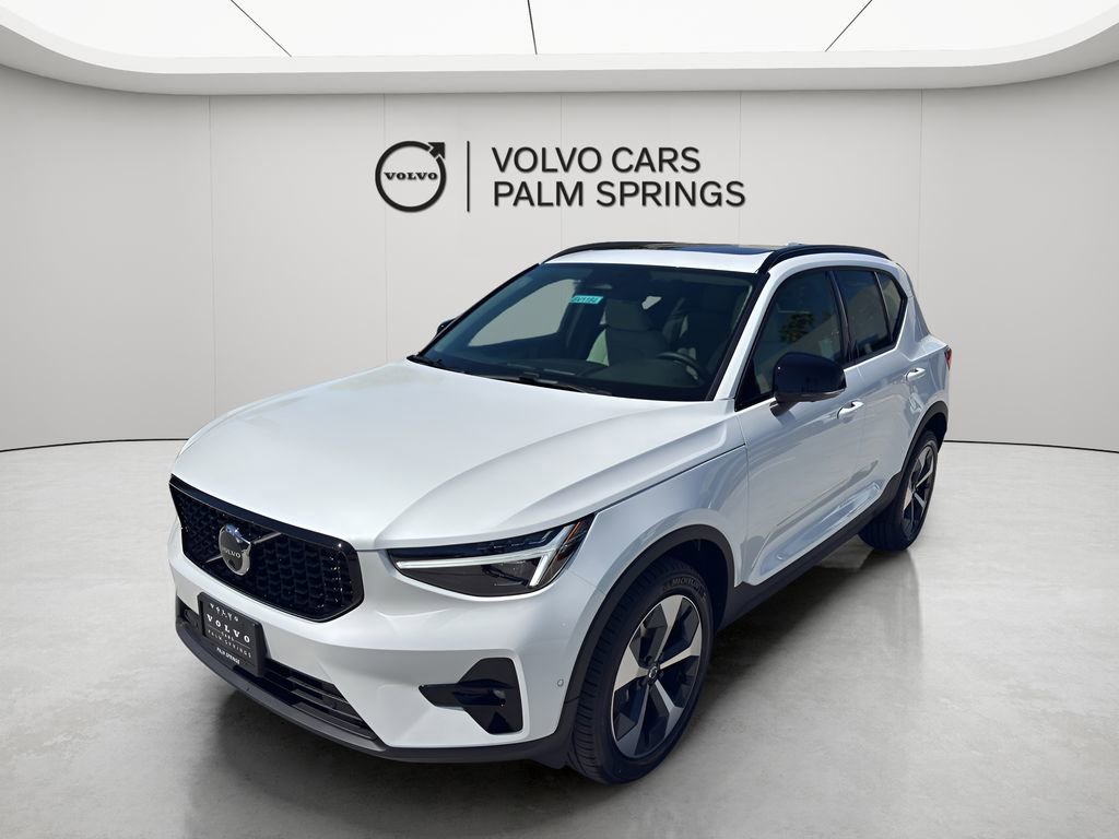 New 2026 Volvo XC40 B5 Plus w/ Protection Package Premier AWD/4WD image 3