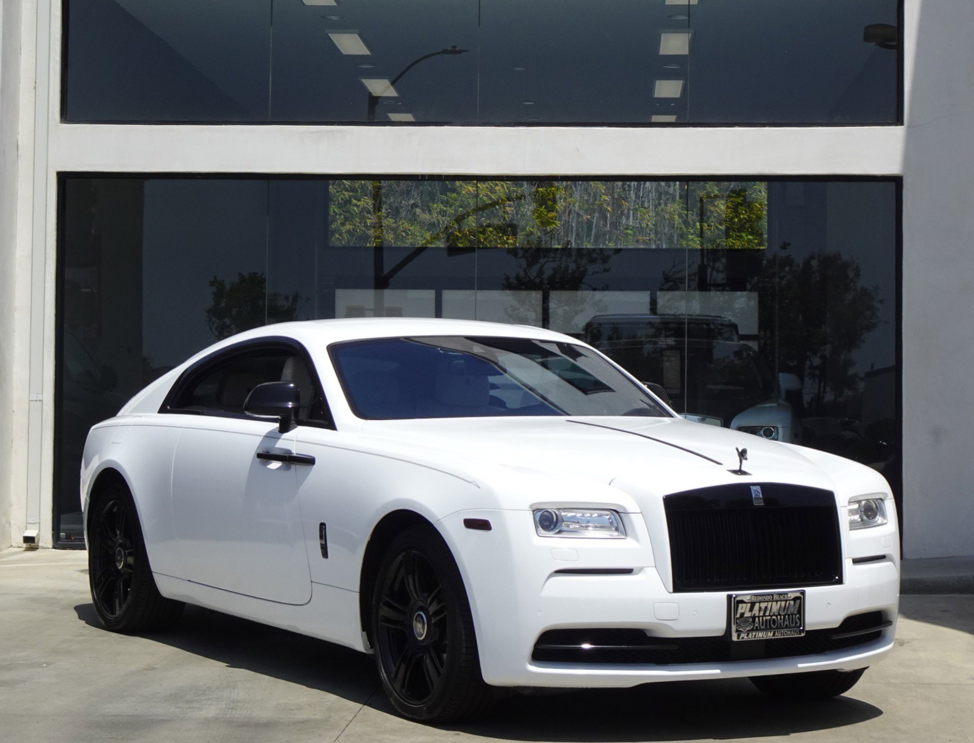 Used 2015 Rolls-Royce Wraith RWD image 10