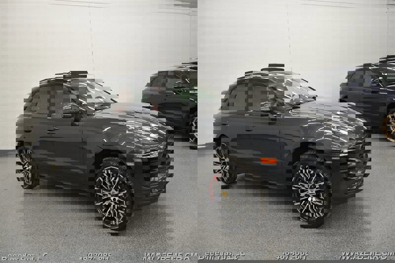 Used 2018 Porsche Macan GTS AWD/4WD image 7