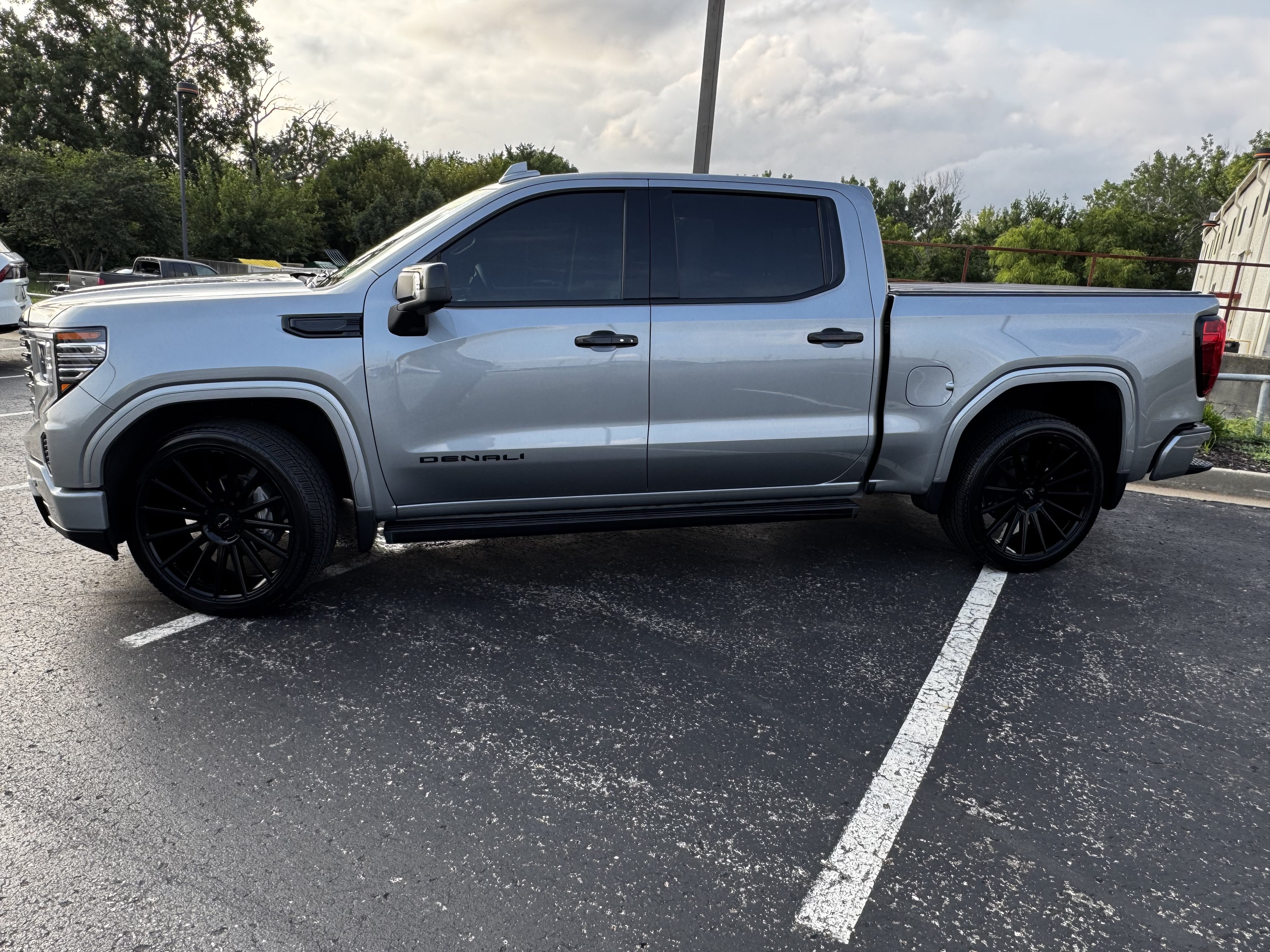 Used 2025 GMC Sierra 1500 Denali AWD/4WD image 13