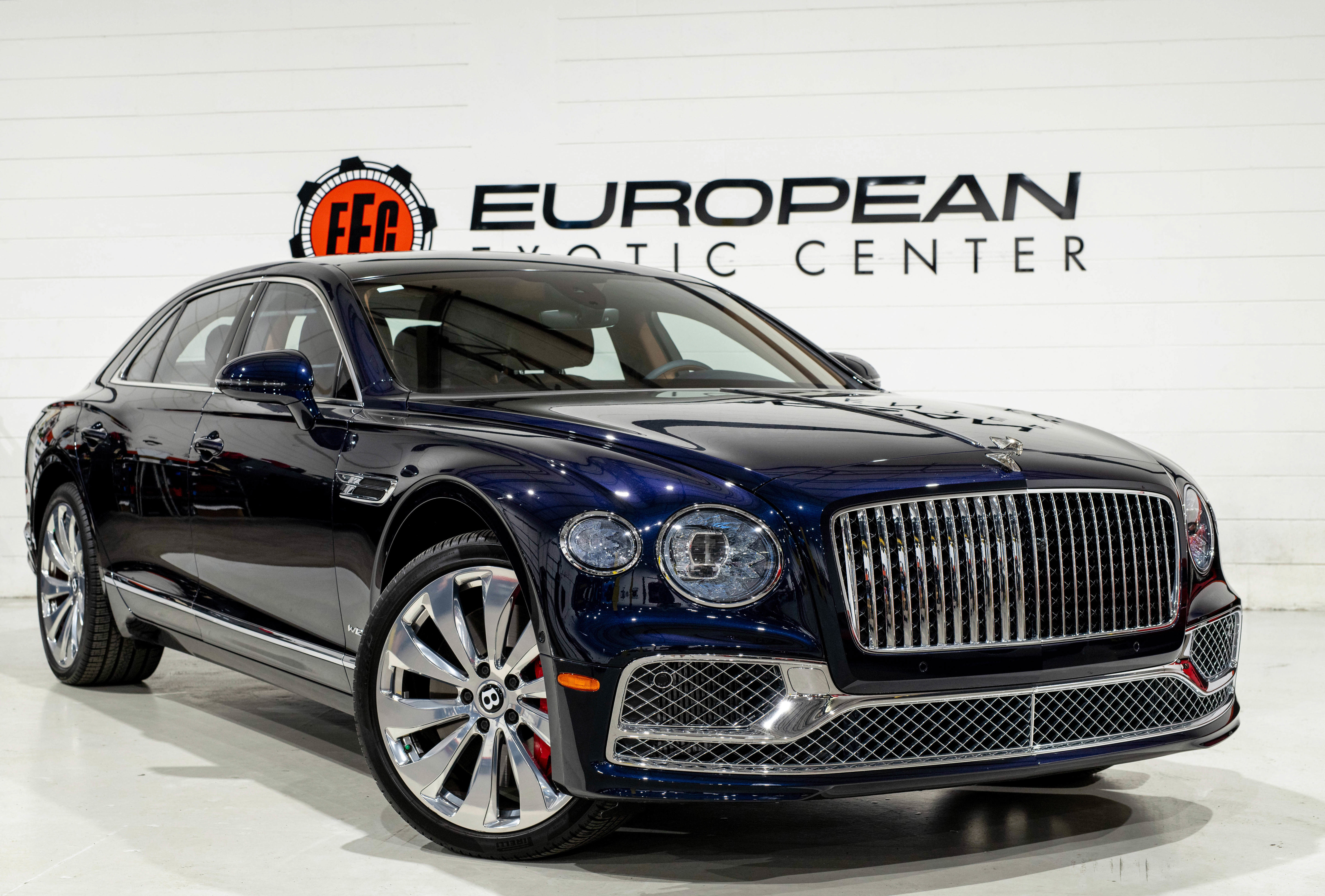 Used 2021 Bentley Flying Spur W12 AWD/4WD image 32