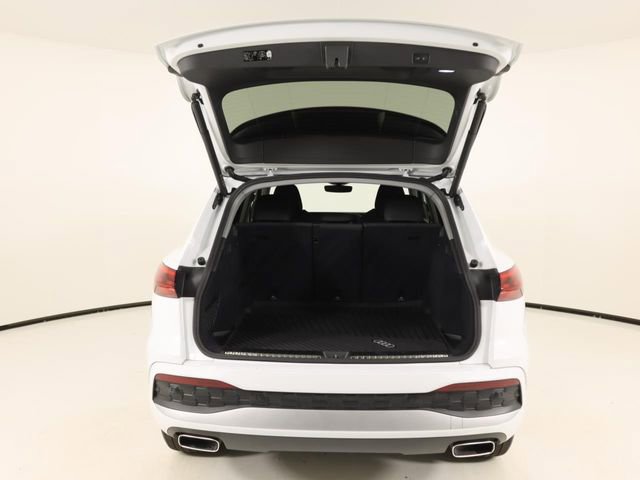 Certified 2025 Audi Q5 Premium Plus w/ Premium Plus image 24