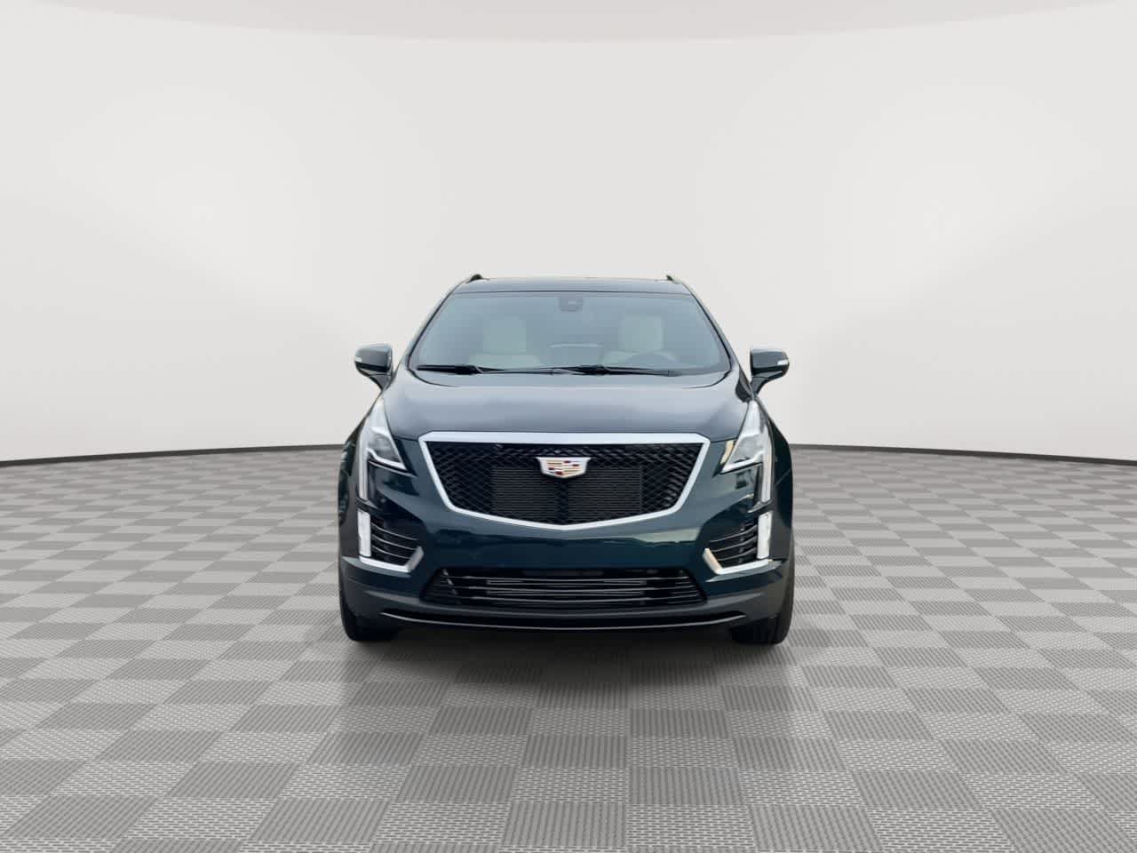 Certified 2024 Cadillac XT5 Sportv AWD/4WD image 3