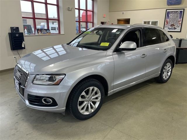Used 2015 Audi Q5 2.0T Premium Plus w/ Technology Package image 3
