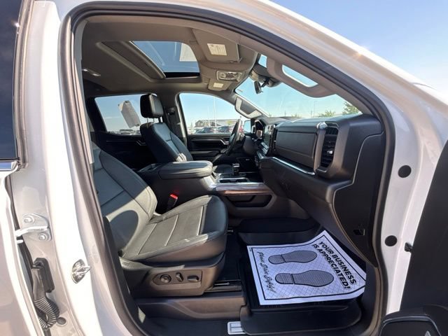 Used 2024 Chevrolet Silverado 1500 LTZ w/ LTZ Premium Package AWD/4WD image 35