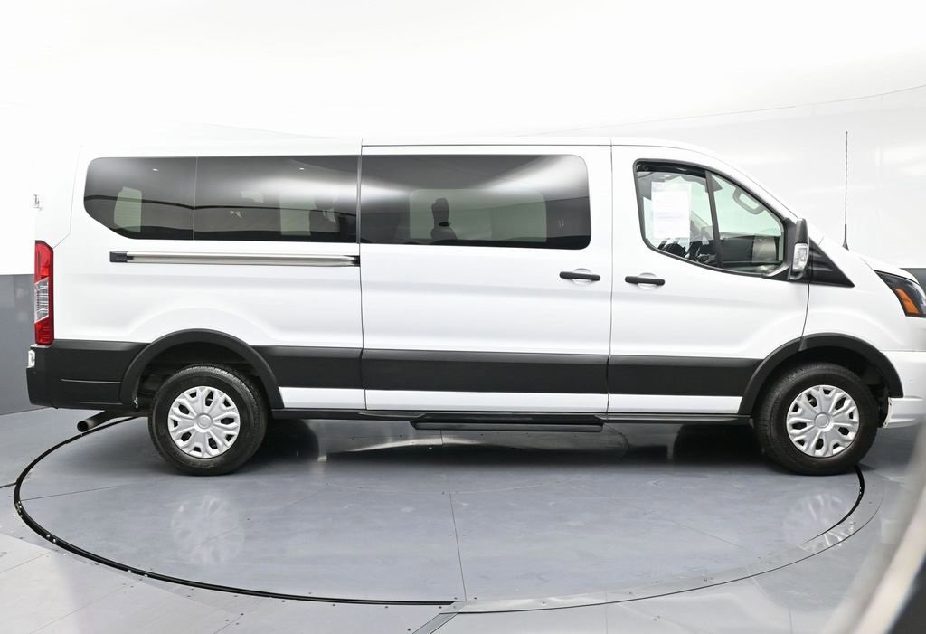 Used 2023 Ford Transit 350 XLT image 8