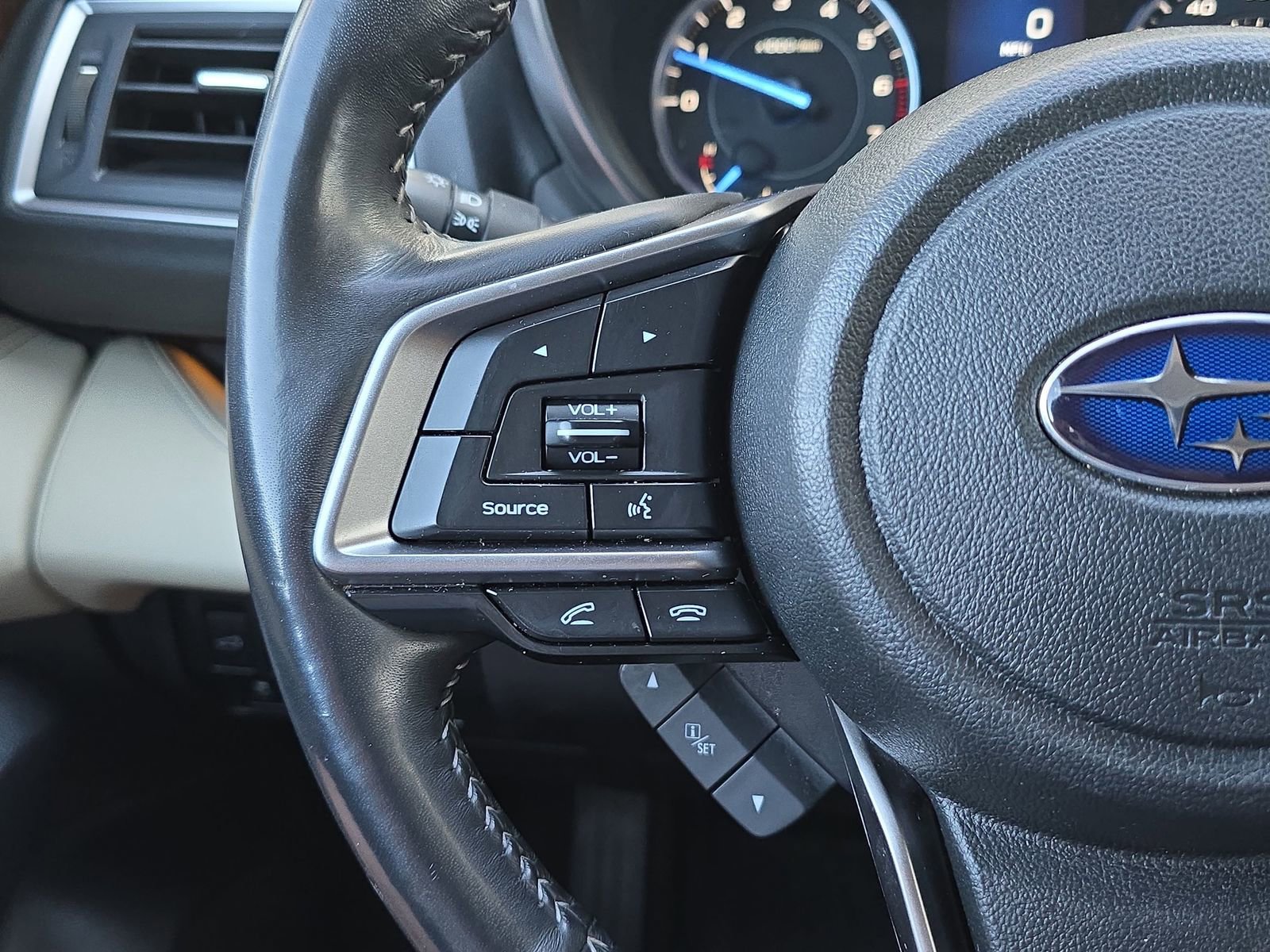 Used 2019 Subaru Ascent Touring w/ Popular Package #2 image 20