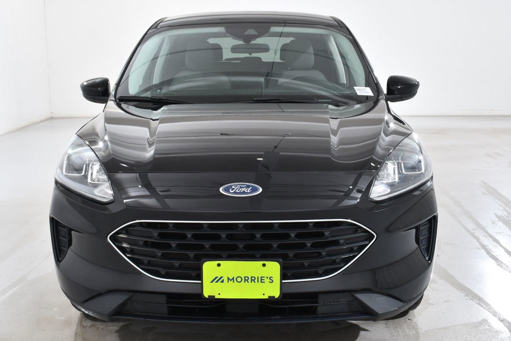 Used 2022 Ford Escape SE w/ SE Sport Appearance Package image 3