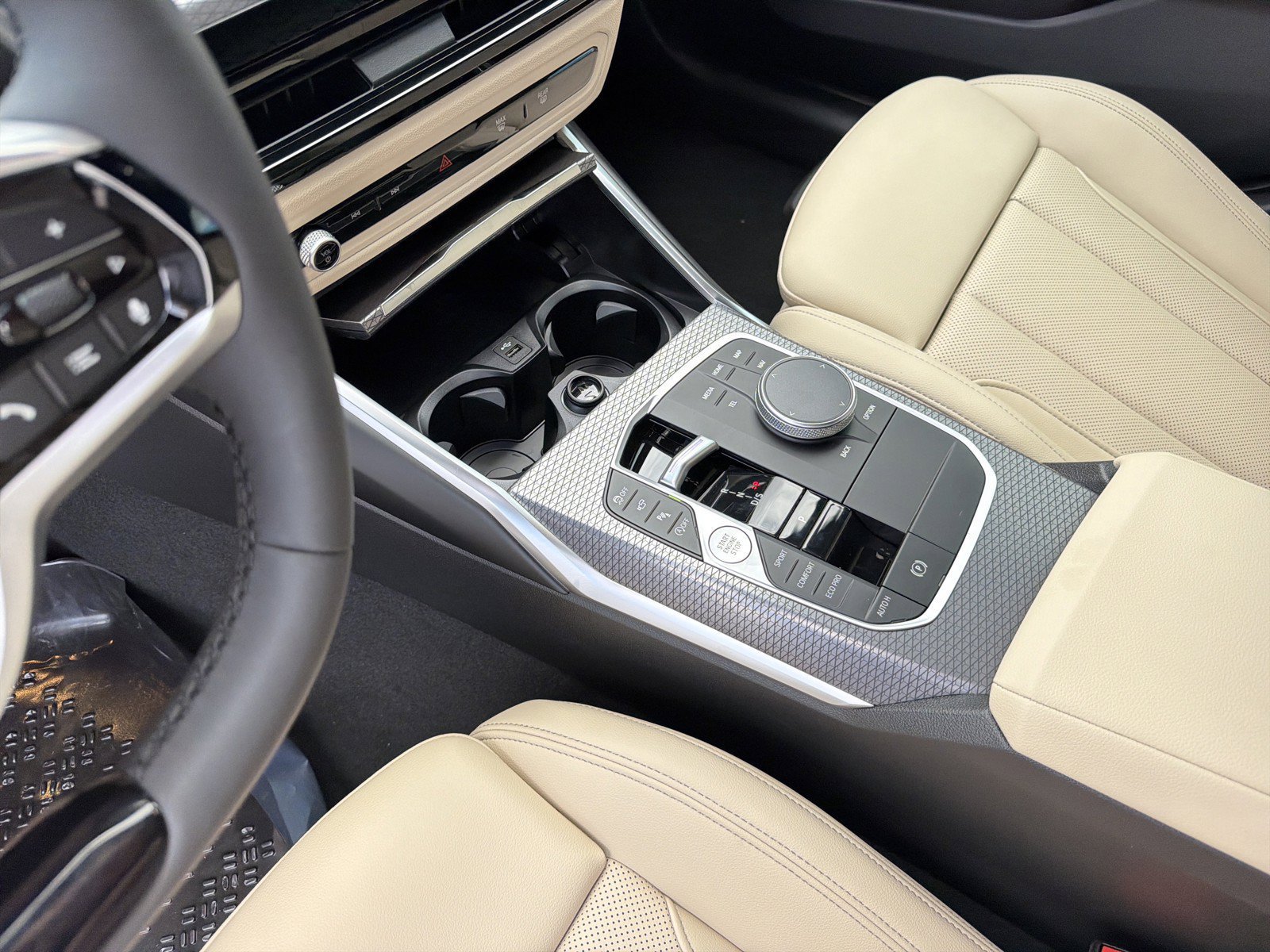 New 2026 BMW 330i xDrive Sedan w/ Premium Package AWD/4WD image 22