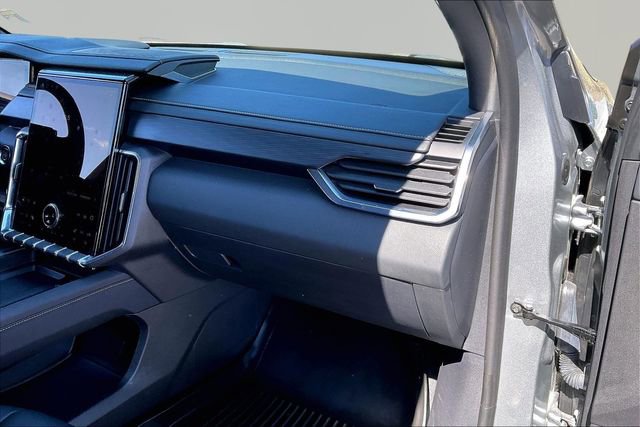 Used 2024 GMC Acadia Elevation w/ Luxury Package image 19