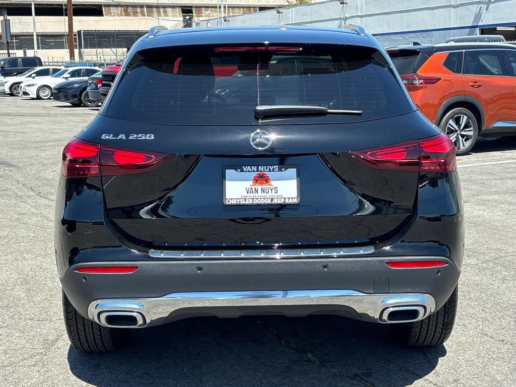 Used 2025 Mercedes-Benz GLA 250 image 4