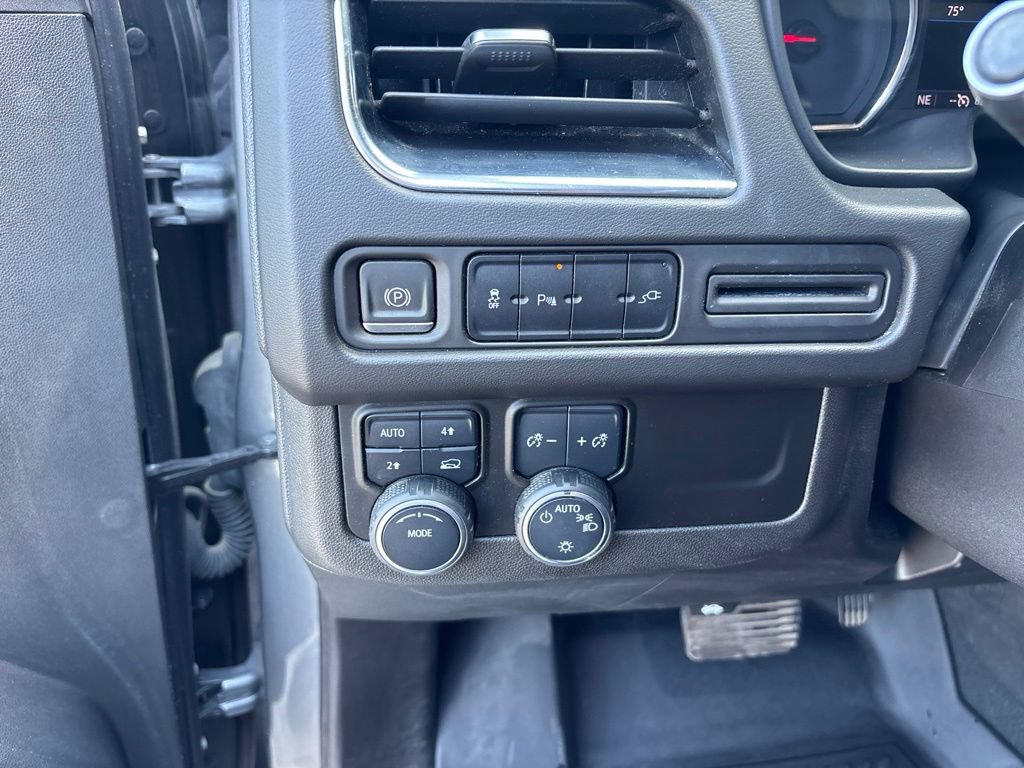 Used 2021 Chevrolet Tahoe RST AWD/4WD image 14